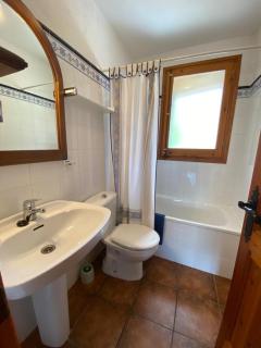 Apartament rural per a 6 · Pardines - 6