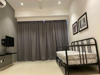 Mahkota Apartment Room - 1
