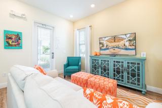 Sunny Cottage Near Disney With Margaritaville Resort & Island H2O Access - 8032Ls - Orlando - 1