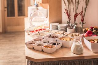 Hotel Garni Hubertushof - Fiss - 3