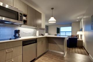 Hyatt House Oak Brook - 1