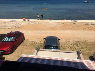Apartments by the sea Nevidjane, Pasman - 18427 - Neviđane - 3