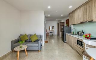 Cherry Hotel and Apartment - Ho Chi Minh - 2