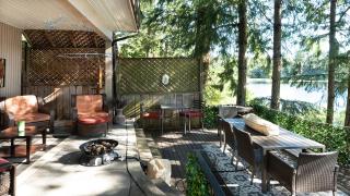 Willow Suite - Lakeside Retreat - 8