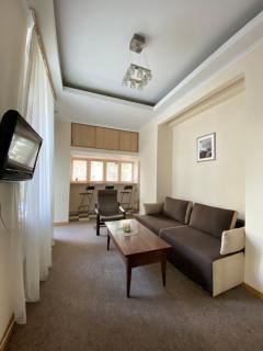 Family Apartment - Lviv - 9