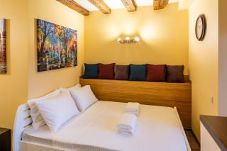 Alfa Apartments Rynok Square 18 - Lviv - 5
