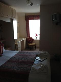 Holliers Hotel - 9