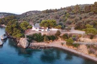 SECRET PARADICE-HIDDEN GETAWAY-PRIVATE BEACH - Taktikoúpolis - 0