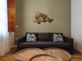 Lola de Triana Apartments - 8