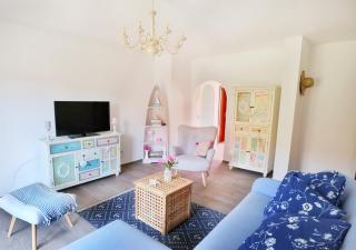 Family apartment with shared garden, 4min to beach - Vodice - 0