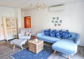 Family apartment with shared garden, 4min to beach - 8