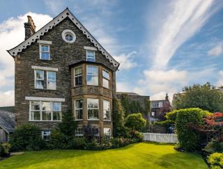 Wheatlands Lodge-Windermere - Guest House of the Year 2024 - Adult Only - Free Car Park - Windermere - 9