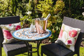 Wheatlands Lodge-Windermere - Guest House of the Year 2024 - Adult Only - Free Car Park - Windermere - 5