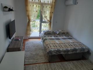 Apartman Lipa - Bar - 3