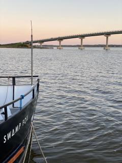 Swamp Fox luxury 2BR Dutch Barge - 1