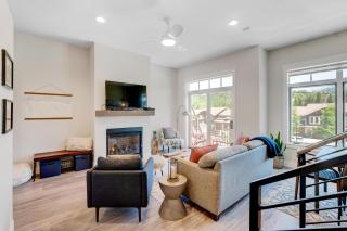 New Luxury Loft 5 I Huge Hot Tub I Great Views I Best Price I FREE Adventures Daily - Winter Park - 2