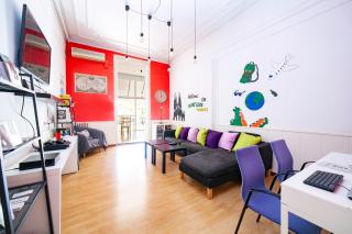 Fabrizzios Terrace Hostel - Barcellona - 4
