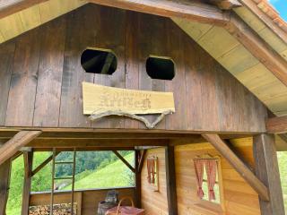 Wooden hut at tourist farm Artisek - Štore - 4