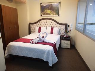 Hotel Wayra - 1