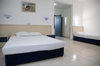 West End Hotel - Peyia - 3