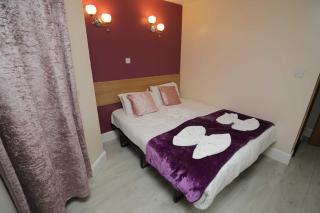 Holland Inn Hotel - 4