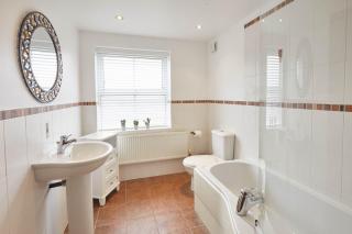 Host & Stay - Harbour View House - 7