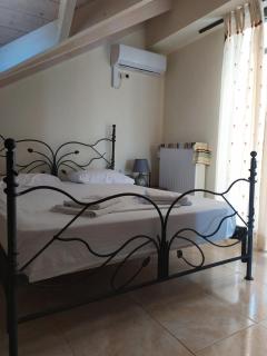 Zoi's Sea View Apartments in Lixouri - 9