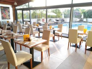 Holiday Inn Cagliari by IHG - Cagliari - 9