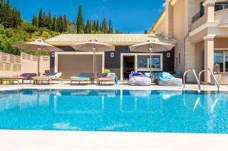 Luxury Villa Matzourana by PosarelliVillas - Gardeládes - 6