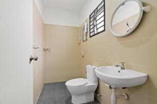 Suraya Homestay Semi-D - Sepang - 9