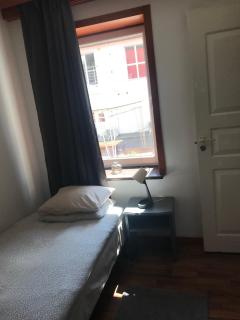Stort hus med 4 sovrum - 6