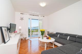 Apartment Victoria - Omiš - 0