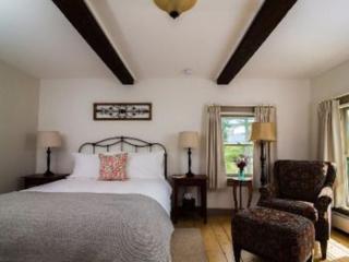 Bark Eater Inn - Keene - 4