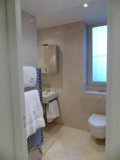 Blue Dream Cannes Guest House - 7