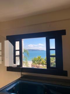 Apartamento Frente Mar com 02 suítes - Bombinhas - 2