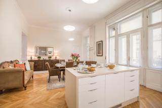 MODERNIZED Unique Huge Central Apartment On 135sqm - Budapest - 6