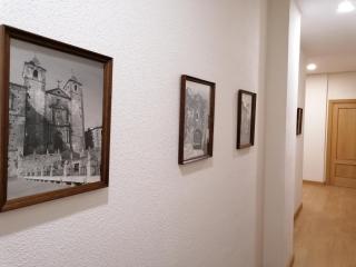 Hostal Hernan Cortes - 4