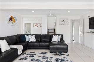 Riverfront With Jetty, Ideal For Families - Noosa Heads - 4