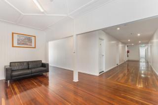 Newmarket Hotel - Townsville - 4
