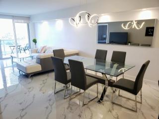 Ocean Reserve Condo by FlatsAway - Miami Beach - 2