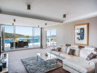 Penthouse 707 - 4 Bedroom Oceanview Penthouse - Ettalong Beach - 0