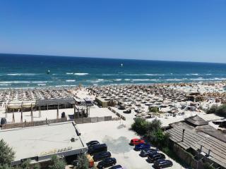 Crazy Beach Apartment - Mamaia - 7