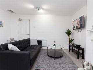 Live in Leeds Grange Apartments - 9