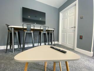 Kensington Suite Sasco Apartments - 9