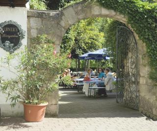 Hotel Ebner - Bad Königshofen im Grabfeld - 2