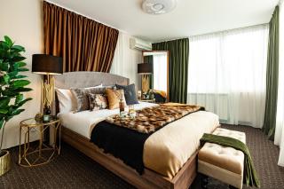 Qult - The Renaissance Affair - Bucarest - 1