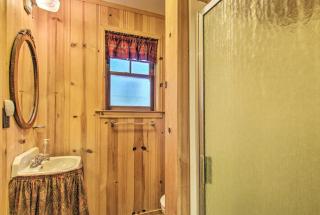 Inviting Lake Tahoe Escape with Yard and Fireplace! - 1