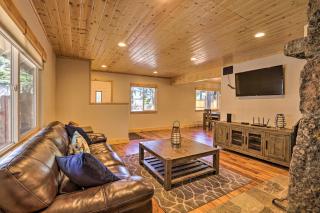 South Lake Tahoe Cabin about 7 Mi to Ski Resort! - 6