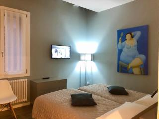 Magno Luxury Apt Canal View - 4