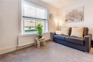 Host & Stay - Farningham Residence - Caterham - 1